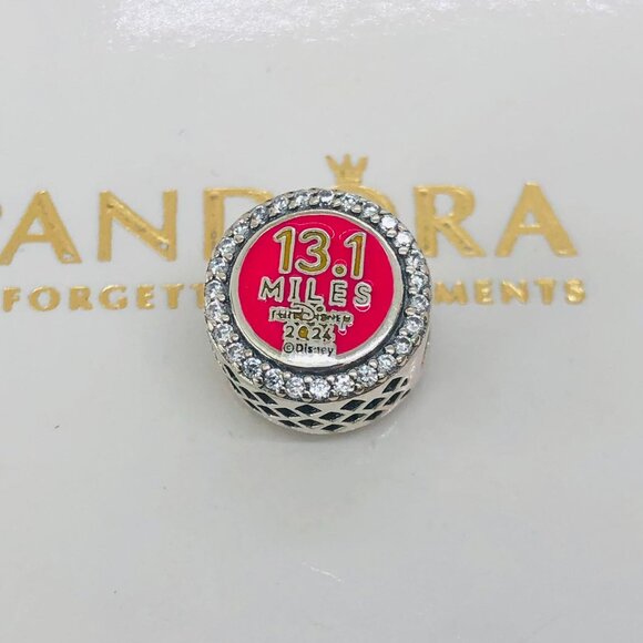 ✨🔥Disney RunDisney Pandora Princess Half Marathon Weekend 13.1 Tiana.Charm - Picture 5 of 5